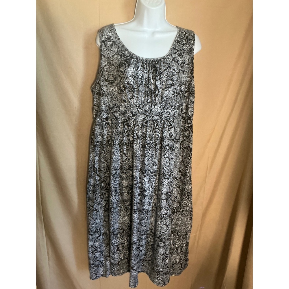 White Stag Dress Women XL Black White Excellent Paisley Empire Waist Sleeveless